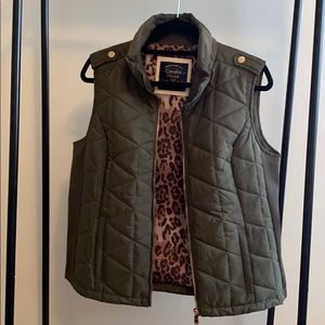 Women’s Quilted Puffer Vest
